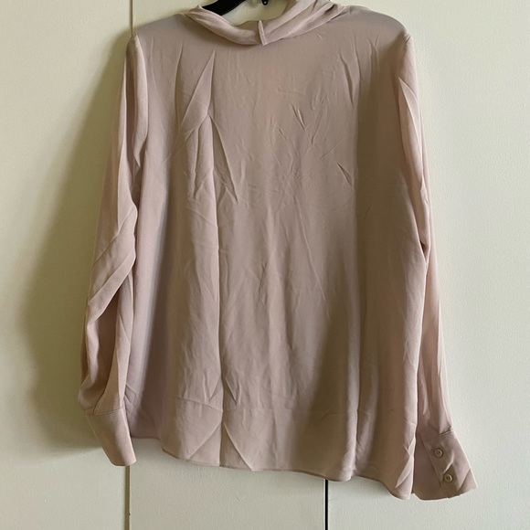 NWOT Chelsea28 Cross Front Blouse - Tan Memoir - L - Picture 4 of 7